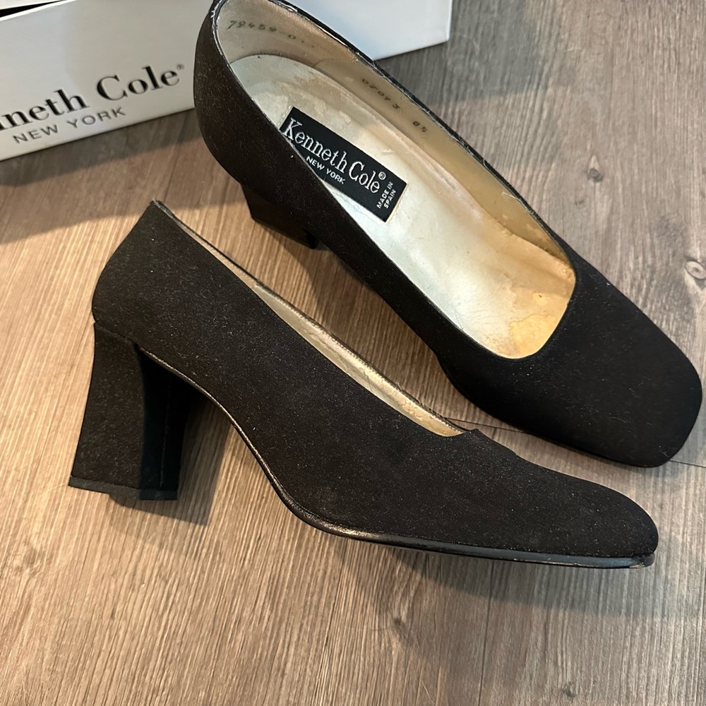 KENNETH COLE BLACK BLOCK HEELS
